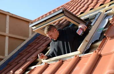 Pose de fenêtres de toit Velux à Etzling